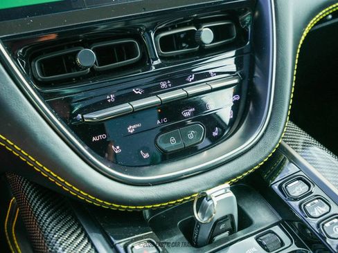 Used 2021 Aston Martin DBX AWD/4WD image 59