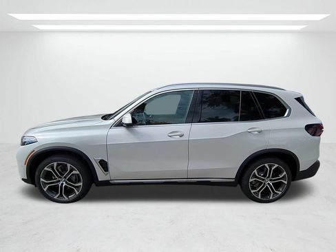 New 2026 BMW X5 xDrive40i w/ Premium Package AWD/4WD image 7