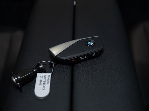 New 2025 BMW iX xDrive50 w/ Premium Package image 39