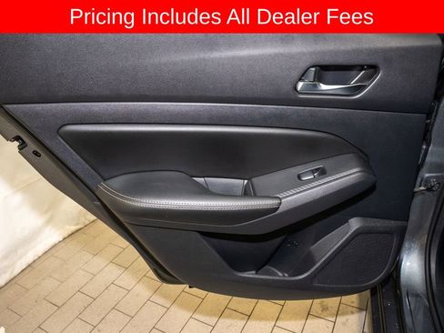 Used 2019 Nissan Altima 2.5 SV FWD image 10