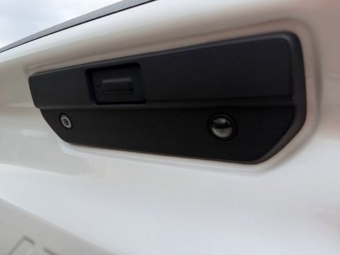 Used 2021 Chevrolet Silverado 1500 LTZ image 40