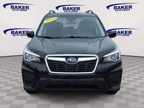 Used 2019 Subaru Forester Premium AWD/4WD image 2
