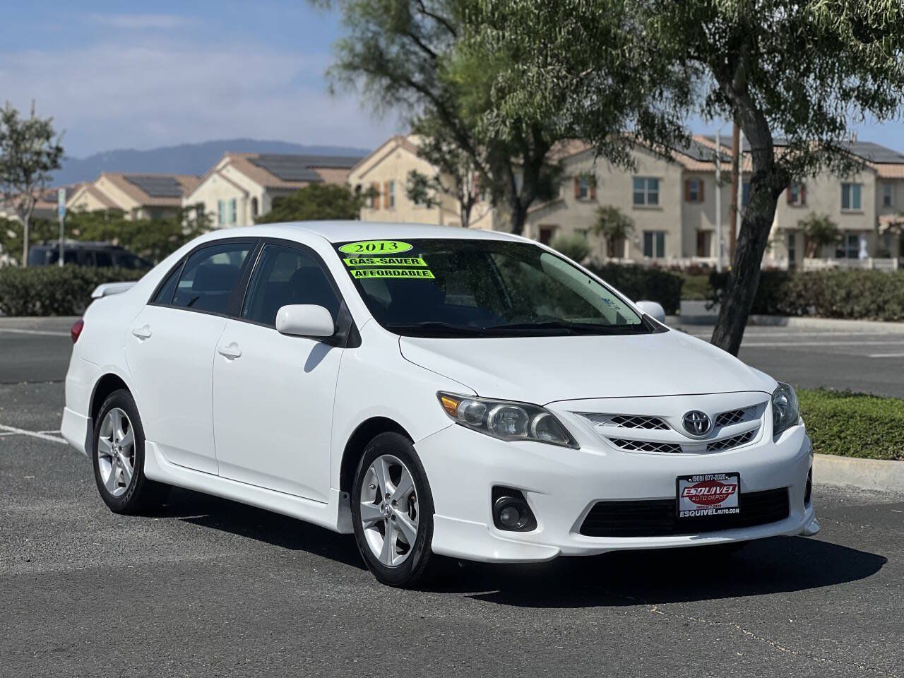 Used 2013 Toyota Corolla S FWD image 38