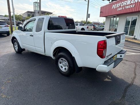Used 2018 Nissan Frontier S RWD image 12
