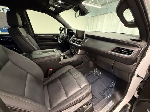 Used 2023 Chevrolet Tahoe RST w/ Luxury Package AWD/4WD image 8