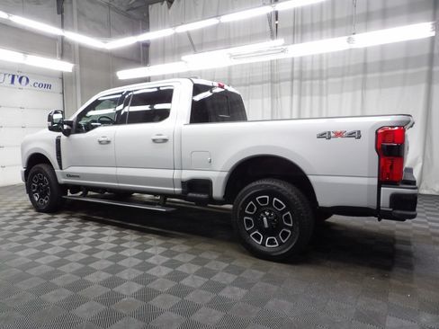 Used 2026 Ford F250 Platinum AWD/4WD image 6