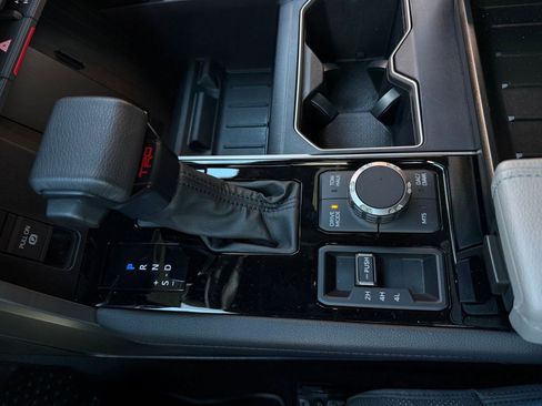 Used 2025 Toyota Tundra Limited w/ TRD Off-Road Package image 15