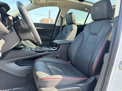 Certified 2023 Buick Envision Essence w/ Sport Touring Package image 11