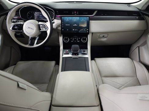 Used 2022 Jaguar F-PACE S image 13