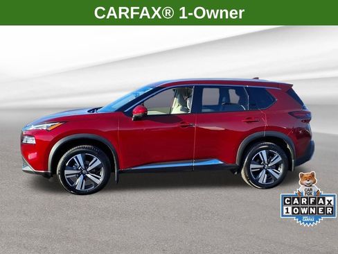 Used 2022 Nissan Rogue SL image 2