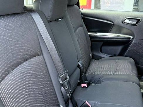 Used 2012 Dodge Journey SXT w/ Flexible Seating Group FWD image 14