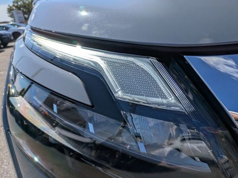 New 2025 Nissan Pathfinder Platinum w/ Cargo Package image 10