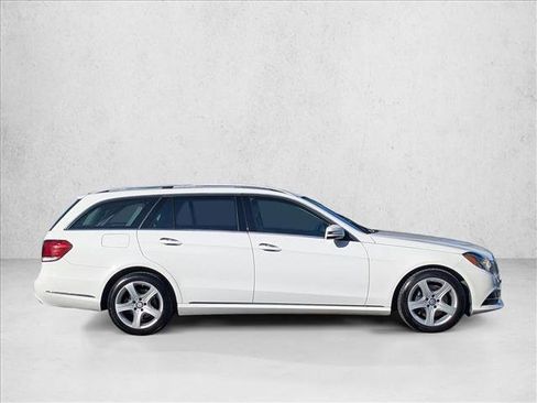 Used 2014 Mercedes-Benz E 350 4MATIC Wagon image 4