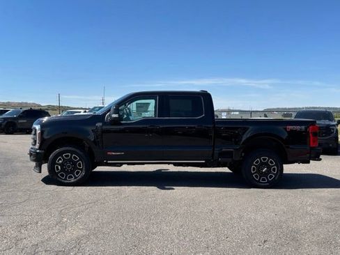 New 2026 Ford F250 Platinum AWD/4WD image 2