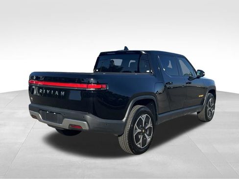 Used 2022 Rivian R1T Adventure image 5