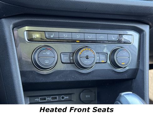 Used 2019 Volkswagen Tiguan S image 9