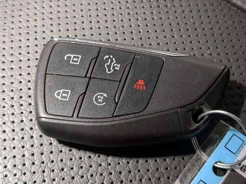 Used 2023 GMC Sierra 1500 Denali w/ Denali Reserve Package image 40