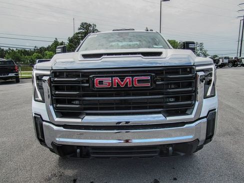 New 2025 GMC Sierra 2500 Pro image 2