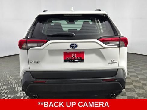 Used 2024 Toyota RAV4 LE image 7
