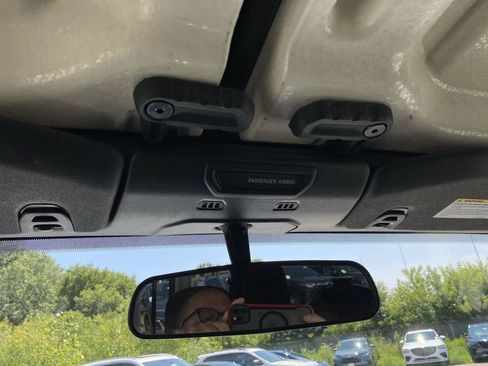 Used 2021 Jeep Wrangler Unlimited Sport image 24