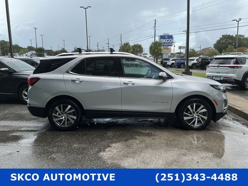 Used 2022 Chevrolet Equinox Premier FWD image 6