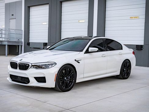 Used 2019 BMW M5 w/ Executive Package image 4