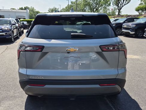 Certified 2025 Chevrolet Equinox LT w/ Safety and Technology Package FWD image 9