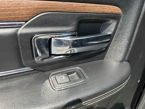 Used 2014 RAM 1500 Laramie image 45