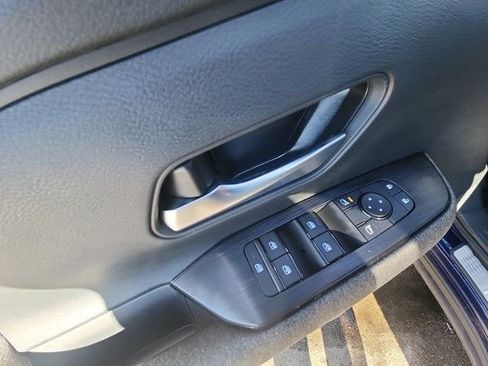 New 2025 Nissan Kicks SV w/ Illumination Package image 18