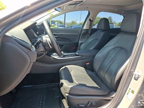 Used 2023 Hyundai Sonata Limited FWD image 14