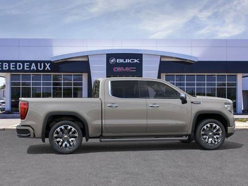 New 2026 GMC Sierra 1500 Denali w/ Denali Reserve Package AWD/4WD image 29