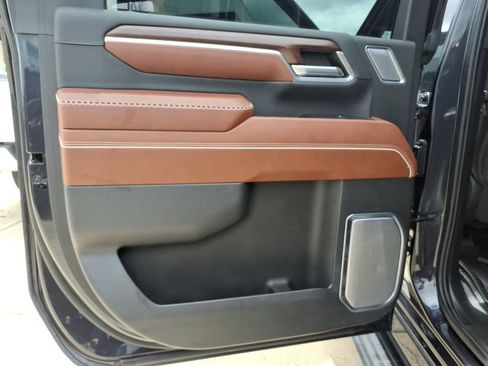 Used 2024 GMC Sierra 2500 Denali Ultimate w/ Max Trailering Package AWD/4WD image 23