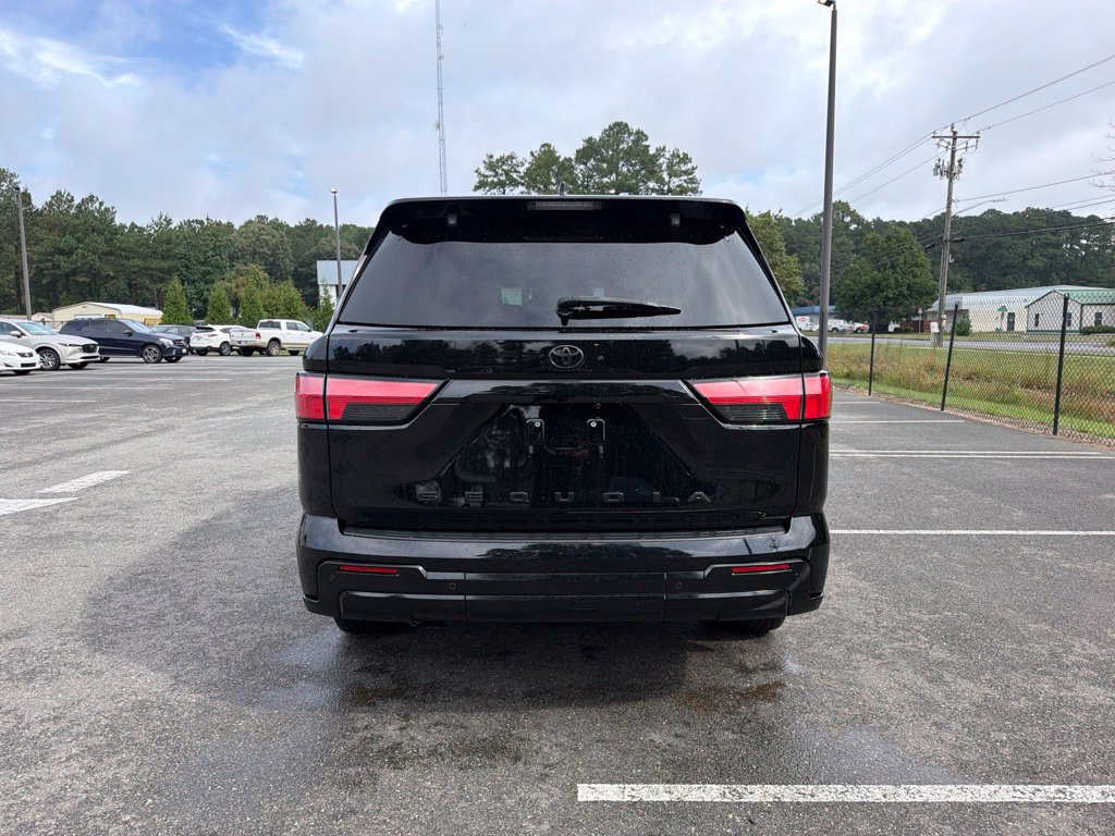 Used 2024 Toyota Sequoia Platinum AWD/4WD image 6