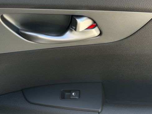 Certified 2021 Kia Forte LXS FWD image 10