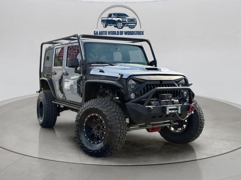 Used 2014 Jeep Wrangler Unlimited Rubicon w/ Connectivity Group image 6