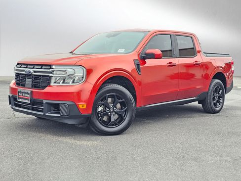 Used 2022 Ford Maverick Lariat w/ Lariat Luxury Package image 32