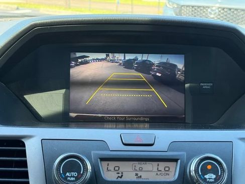 Used 2015 Honda Odyssey EX image 22