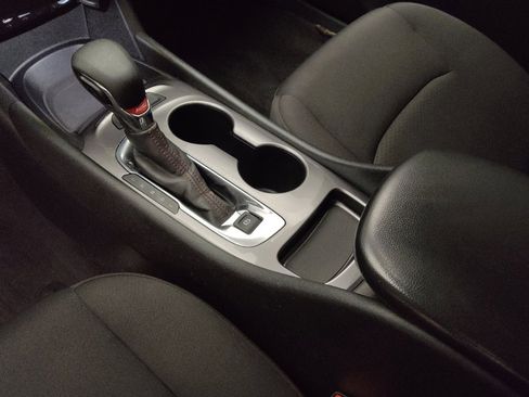 Used 2022 Chevrolet Malibu RS w/ LPO, Convenience Package 1 image 26