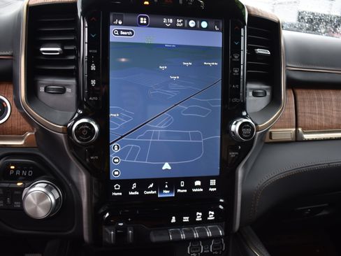 Used 2022 RAM 1500 Limited image 18