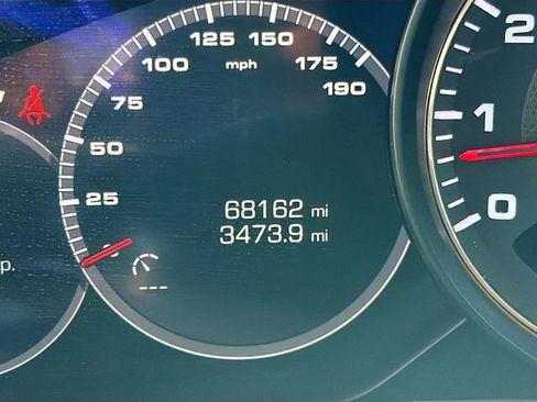 Used 2019 Porsche Cayenne S image 41