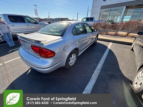 Used 2003 Oldsmobile Alero GL image 5