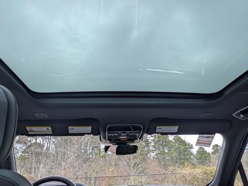 Certified 2024 Land Rover Range Rover Sport SE image 24