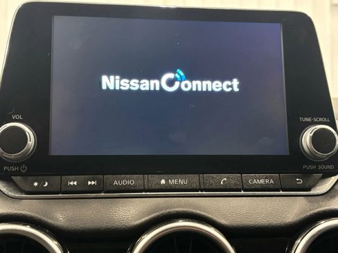 Used 2023 Nissan Sentra SR w/ SR Premium Package image 41