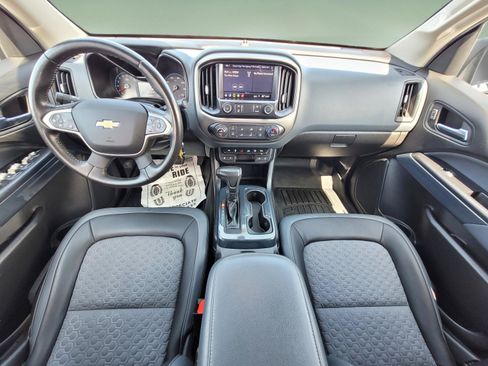 Used 2021 Chevrolet Colorado Z71 AWD/4WD image 15