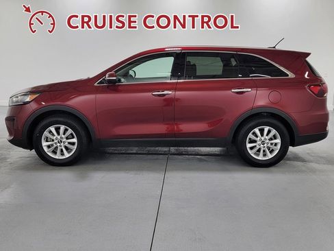 Used 2019 Kia Sorento LX image 6