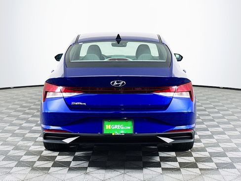 Used 2023 Hyundai Elantra SEL w/ Convenience Package FWD image 13