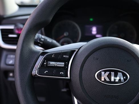 Used 2019 Kia Optima LX image 26