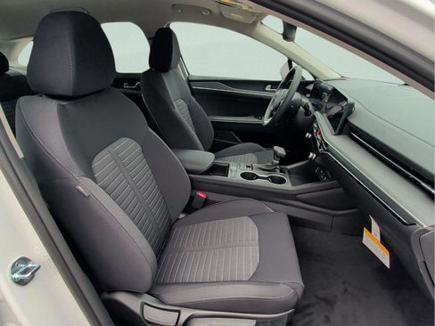 New 2026 Kia K5 LXS FWD image 14