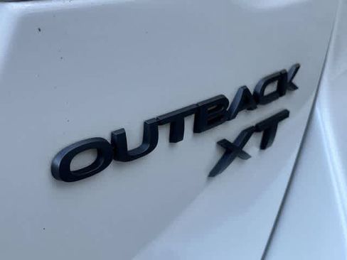 Used 2021 Subaru Outback Onyx Edition XT w/ Popular Package #2 AWD/4WD image 12
