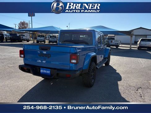 New 2026 Jeep Gladiator Sport image 5